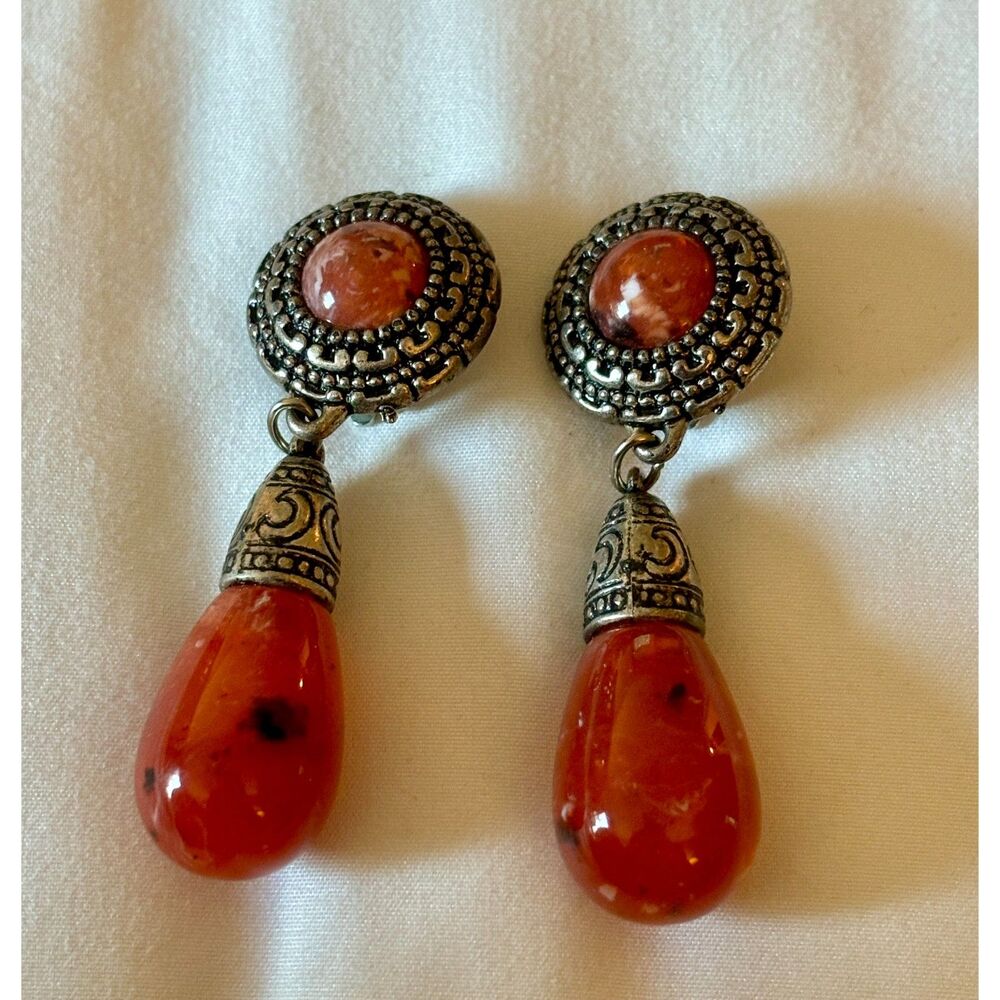 Vintage Clip-On Orange and Silver Earrings - Like new!